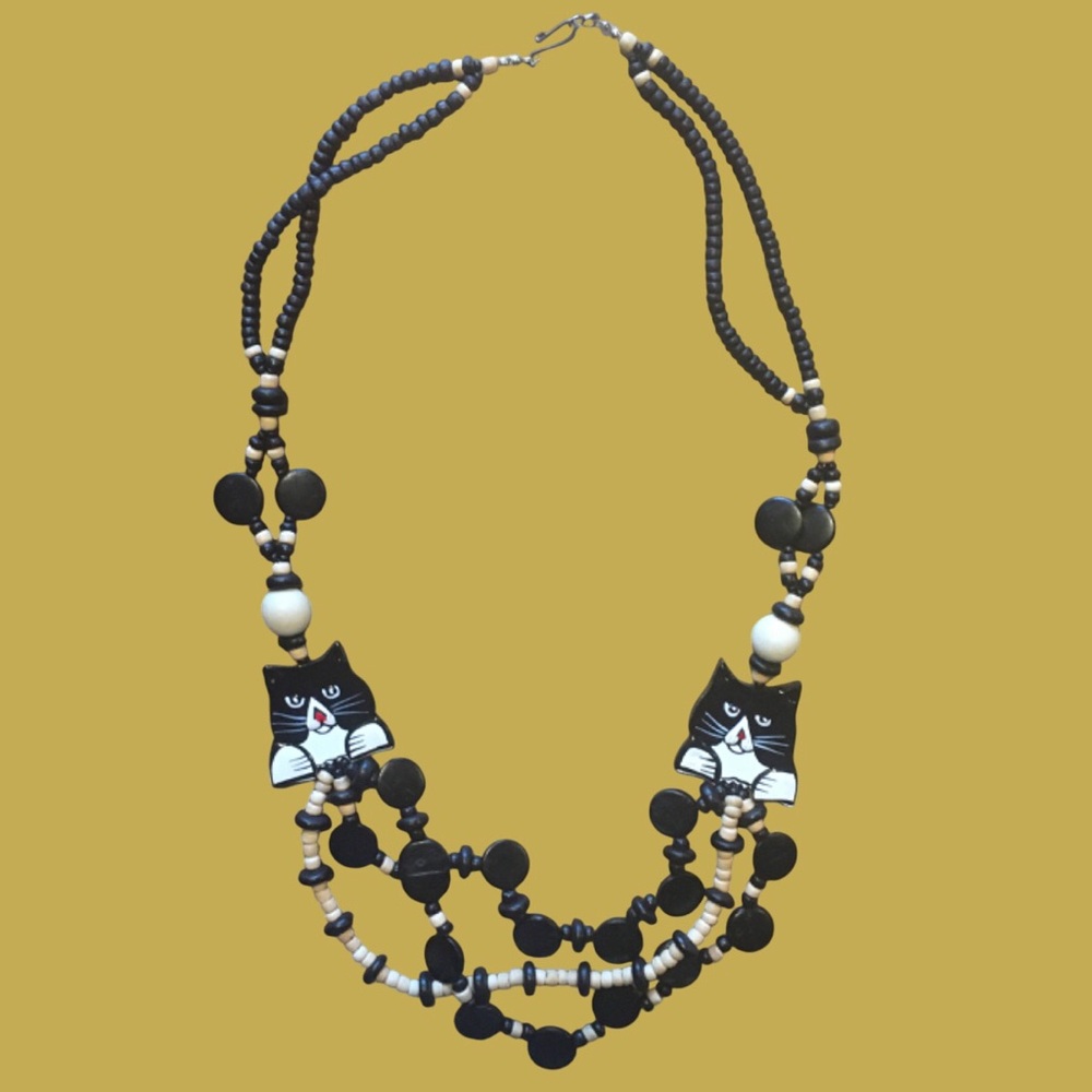Vintage Cat Black and White Beaded Wood Necklace